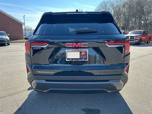 New 2026 GMC Terrain Elevation w/ Elevation Premium Package image 7