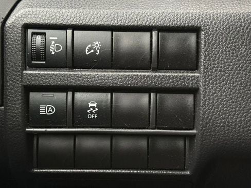Used 2024 Toyota Tacoma SR RWD image 21