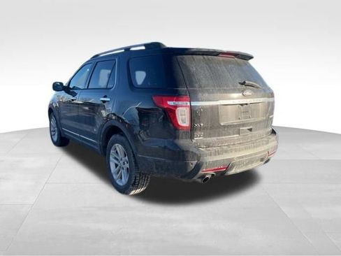 Used 2013 Ford Explorer XLT image 5