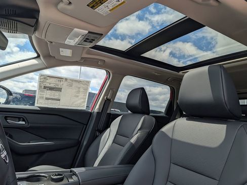 New 2026 Nissan Rogue SV AWD/4WD image 6