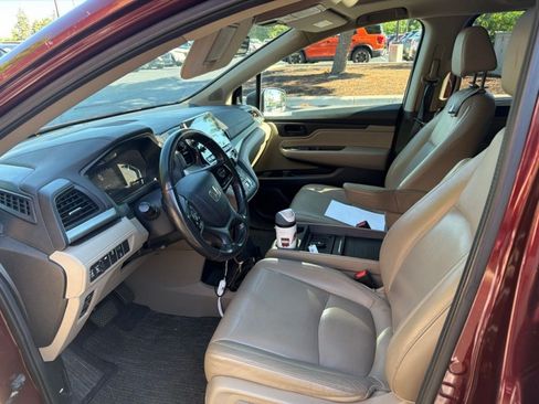 Used 2018 Honda Odyssey EX-L image 11