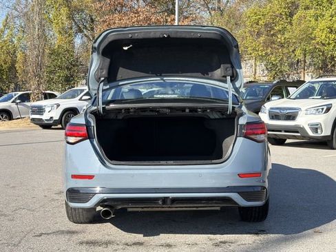 Used 2024 Nissan Sentra SR w/ SR Premium Package image 8