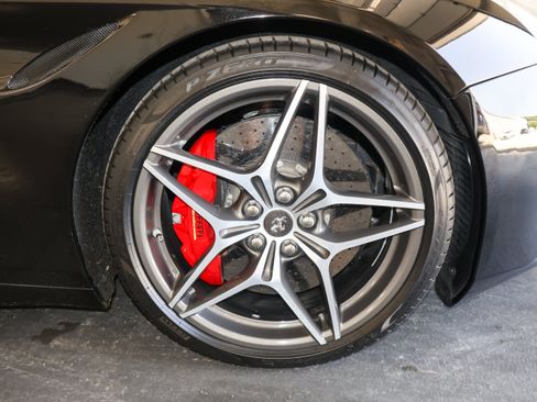 Used 2017 Ferrari California T RWD image 35