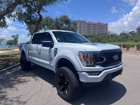 Used 2022 Ford F150 XLT w/ Equipment Group 302A High AWD/4WD image 11