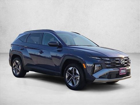 Used 2025 Hyundai Tucson SEL AWD/4WD image 3