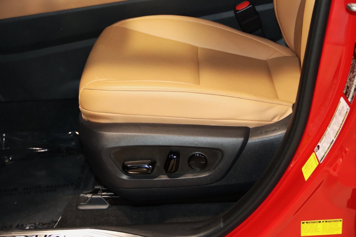 Used 2025 Lexus NX 350 AWD w/ Cold Area Package image 37