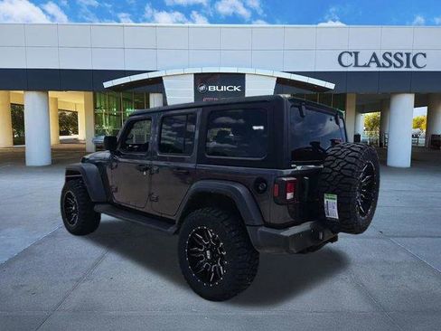 Used 2023 Jeep Wrangler Unlimited Sport AWD/4WD image 6