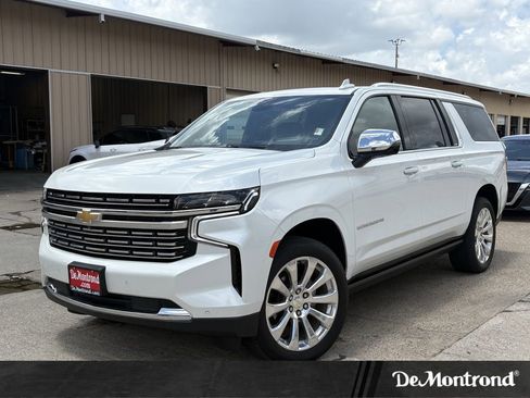 Used 2023 Chevrolet Suburban Premier AWD/4WD image 1