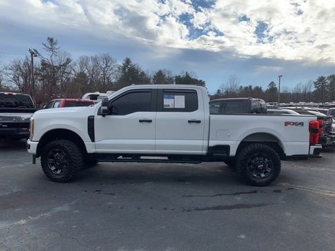 Used 2024 Ford F250 XL w/ STX Appearance Package image 5