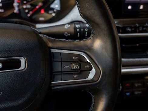 Used 2022 Jeep Compass Latitude w/ Convenience Group image 12