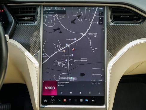 Used 2018 Tesla Model X 100D image 30