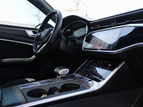 Used 2021 Audi A7 e Prestige w/ Prestige Package image 62