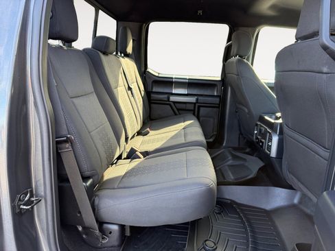 Used 2018 Ford F150 XLT w/ Equipment Group 302A Luxury image 18