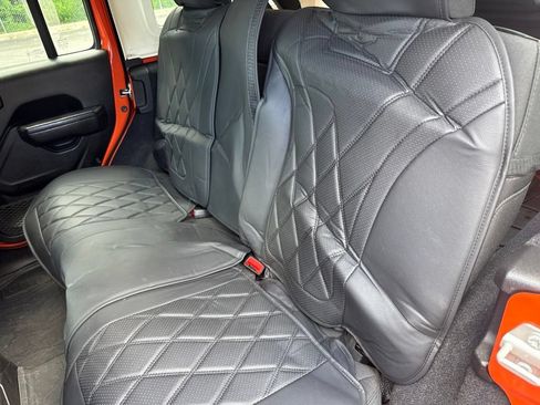 Used 2023 Jeep Wrangler Unlimited Sport AWD/4WD image 15