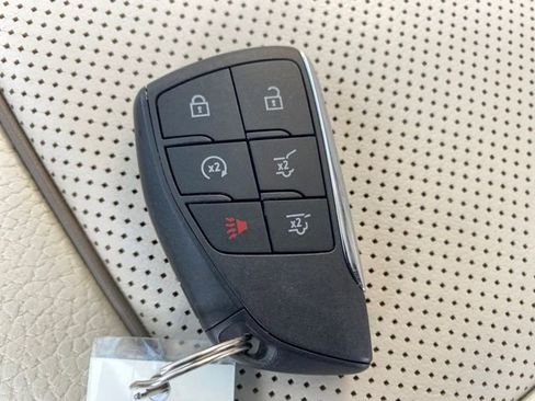 Certified 2022 GMC Yukon XL Denali image 26