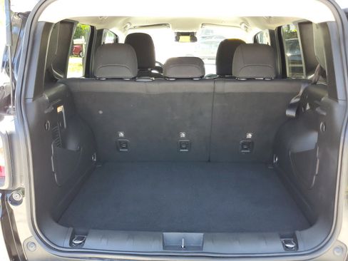 Used 2020 Jeep Renegade Latitude image 9