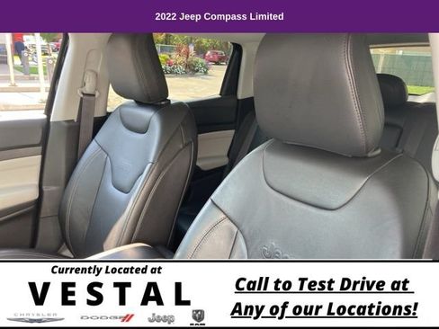 Used 2022 Jeep Compass Limited AWD/4WD image 19