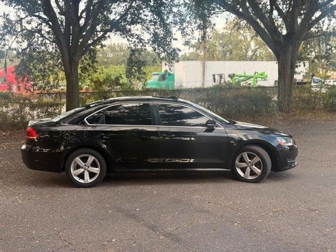 Used 2013 Volkswagen Passat 2.5 SE image 4