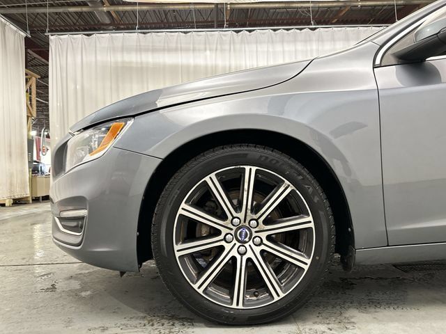 Used 2017 Volvo S60 T5 Inscription AWD/4WD image 22