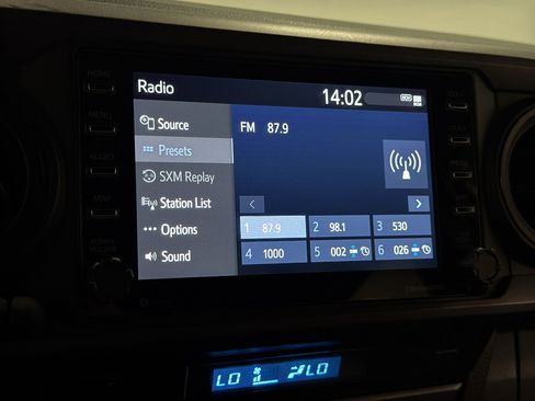 Used 2021 Toyota Tacoma TRD Off-Road image 23