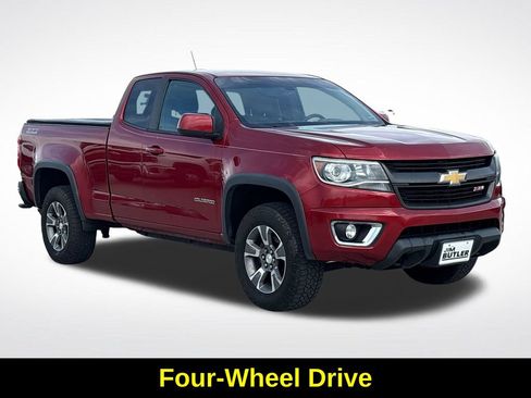 Used 2015 Chevrolet Colorado Z71 AWD/4WD image 12