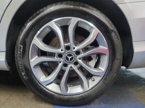 Used 2017 Mercedes-Benz C 300 4MATIC Sedan w/ Premium 3 Package image 74