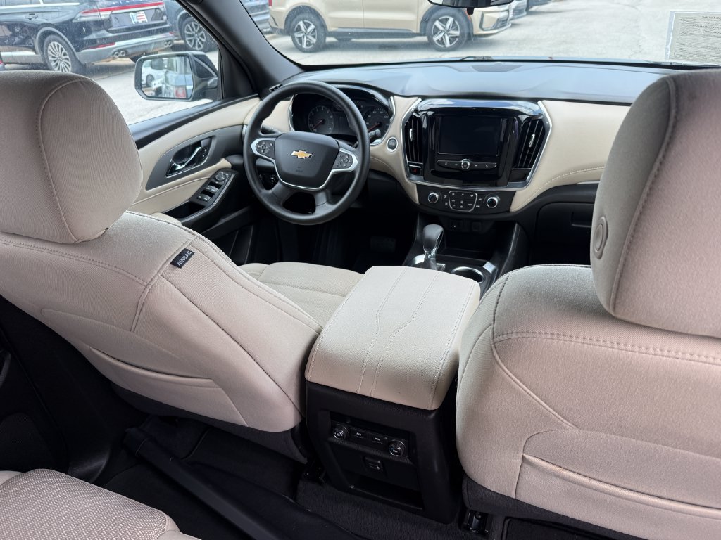 Used 2023 Chevrolet Traverse LS w/ LPO, Cargo Package AWD/4WD image 22