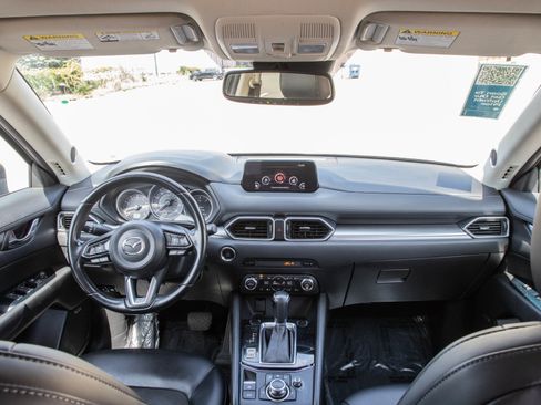 Used 2018 MAZDA CX-5 Touring w/ Preferred Equipment Package AWD/4WD image 13