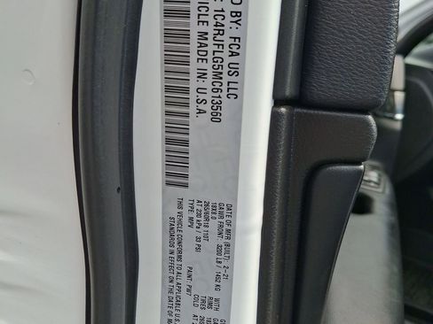 Certified 2021 Jeep Grand Cherokee Trailhawk w/ Trailhawk Luxury Group AWD/4WD image 34