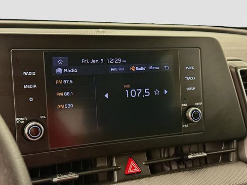 Used 2024 Kia Sportage LX image 21