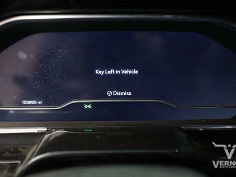 Used 2024 Chevrolet Silverado 2500 High Country w/ Technology Package image 9