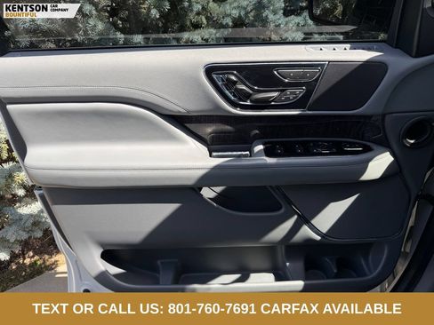 Used 2020 Lincoln Navigator Reserve AWD/4WD image 18