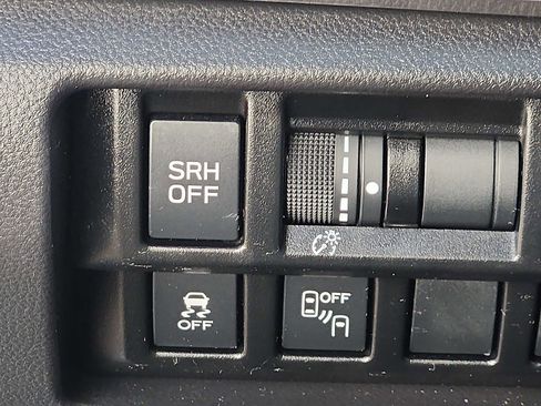 Used 2023 Subaru Impreza 2.0i Limited image 25