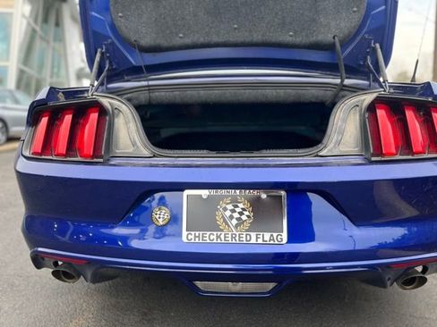 Used 2016 Ford Mustang V6 image 33