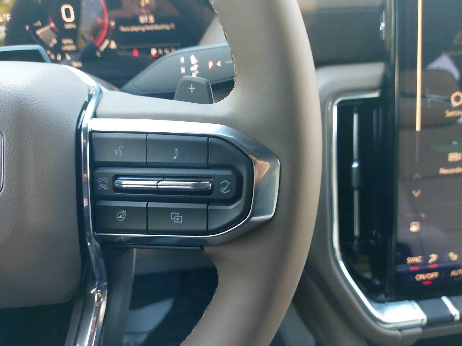 New 2026 GMC Yukon Denali w/ Denali Reserve Package AWD/4WD image 19