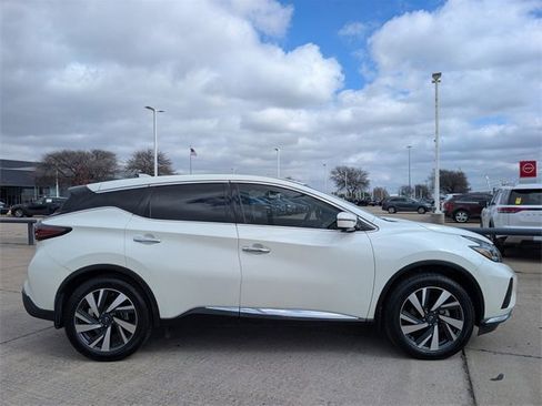Used 2023 Nissan Murano SL w/ SL Moonroof Package image 3