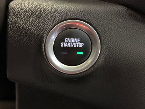 Used 2024 GMC Terrain SLE AWD/4WD image 41