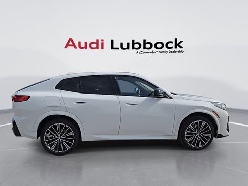 Used 2026 BMW X2 M35i image 9