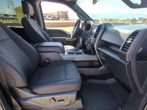 Used 2019 Ford F150 XLT w/ Equipment Group 302A Luxury AWD/4WD image 32