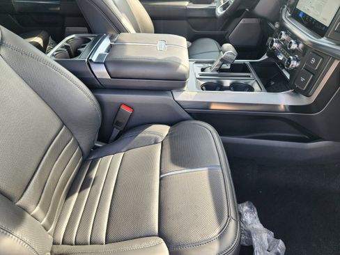 New 2025 Ford F150 Platinum w/ FX4 Off-Road Package image 10