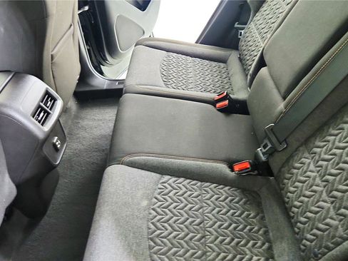 Used 2024 Chevrolet Equinox LT image 34