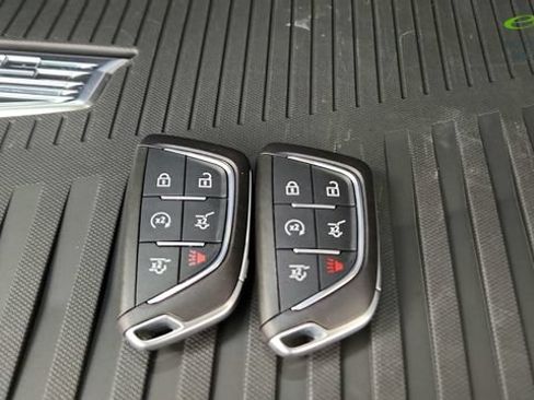 Used 2026 Cadillac Escalade Platinum Sport w/ LPO, ONYX Package AWD/4WD image 92