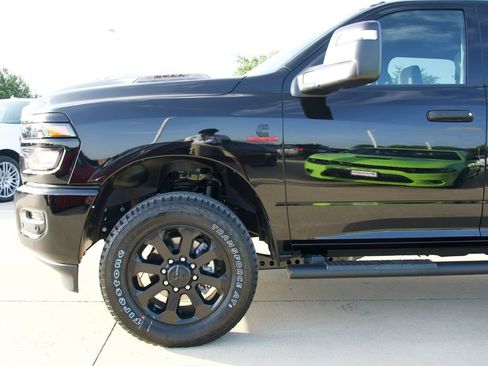 New 2026 RAM 2500 Tradesman AWD/4WD image 5