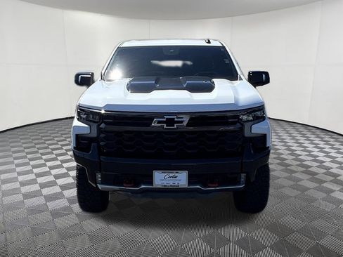 Used 2025 Chevrolet Silverado 1500 ZR2 w/ Technology Package AWD/4WD image 2