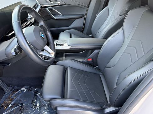 Used 2026 BMW X2 xDrive28i AWD/4WD image 5