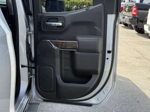 Used 2022 GMC Sierra 1500 Elevation w/ X31 Off-Road Package AWD/4WD image 34
