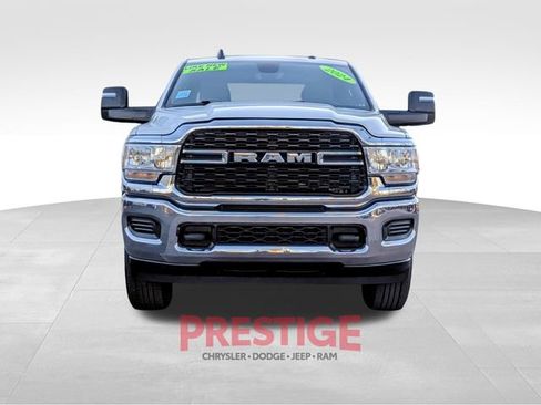 Used 2024 RAM 3500 Big Horn image 3