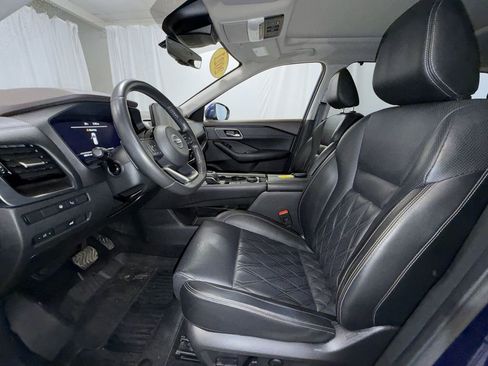 Used 2021 Nissan Rogue Platinum AWD/4WD image 11