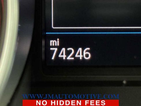 Used 2018 Volkswagen Tiguan SE FWD image 23
