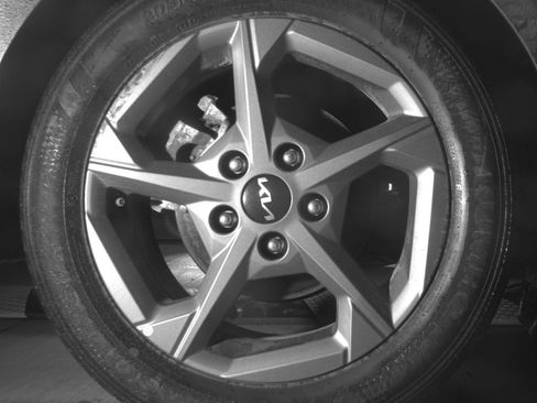 Used 2025 Kia K4 LXS image 15